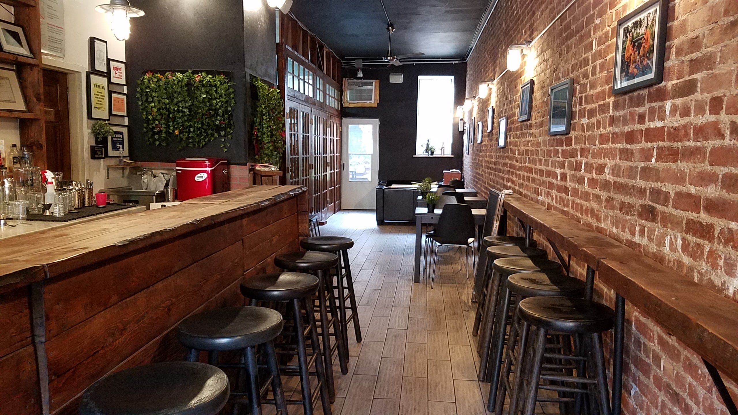 The taproom of Island to Island Juicery Brewery serving House of Juice and Brooklyn Jun Brew